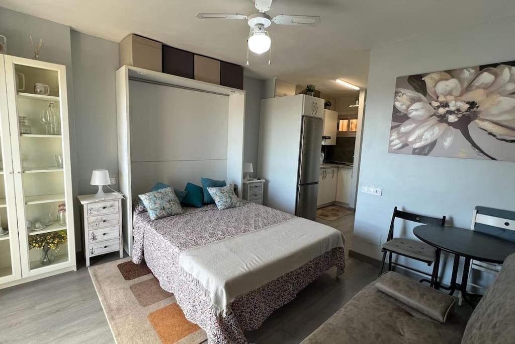 Estudio Aguila Con Vistas Al Mar Benalmadena Ngoại thất bức ảnh