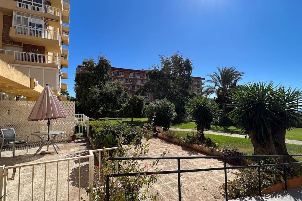 Estudio Aguila Con Vistas Al Mar Benalmadena Ngoại thất bức ảnh