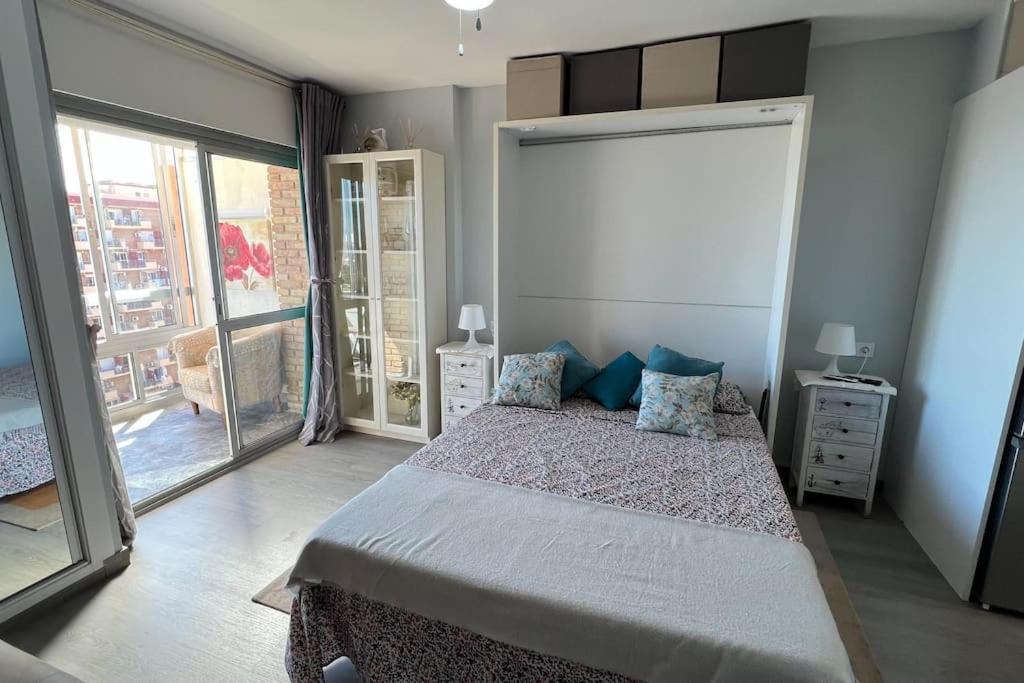 Estudio Aguila Con Vistas Al Mar Benalmadena Ngoại thất bức ảnh